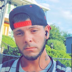 Meet your Posher, Derek